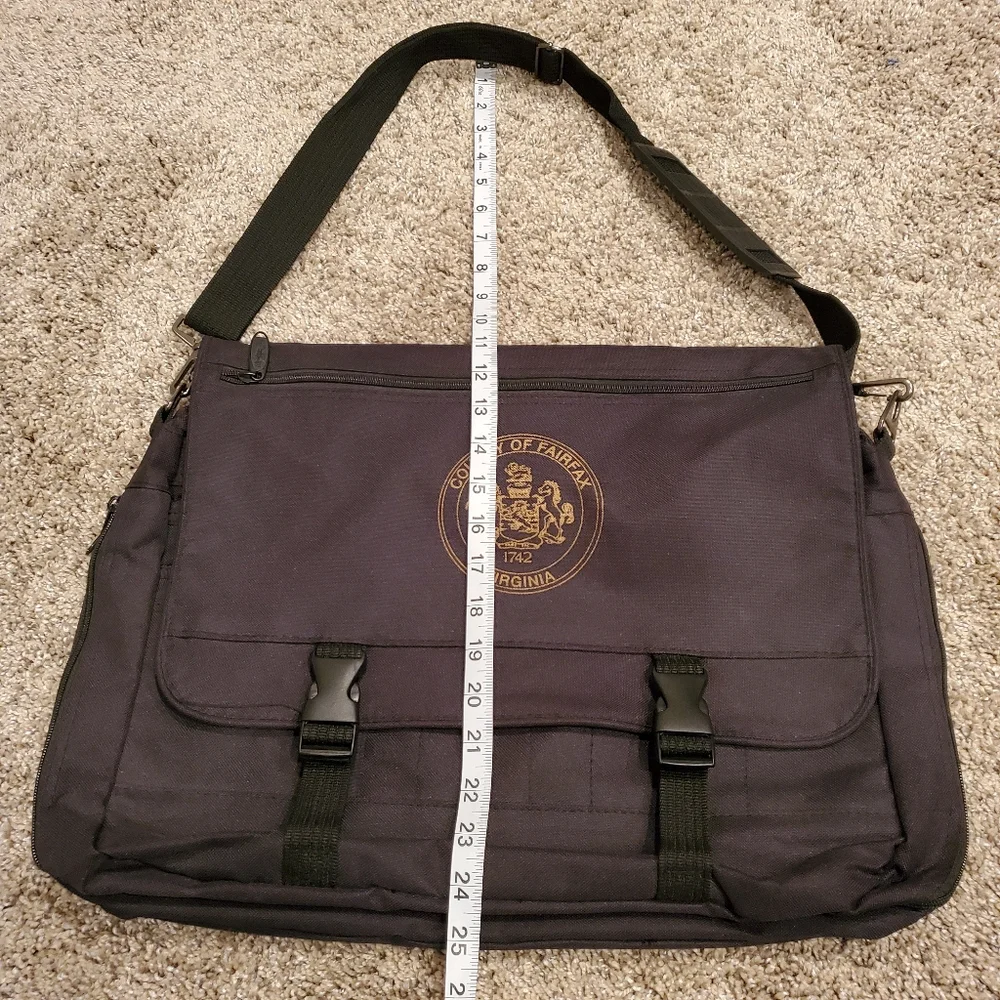 Norwood Airtex County of Fairfax Virginia Crossbody/Shoulder/Lap top Bag